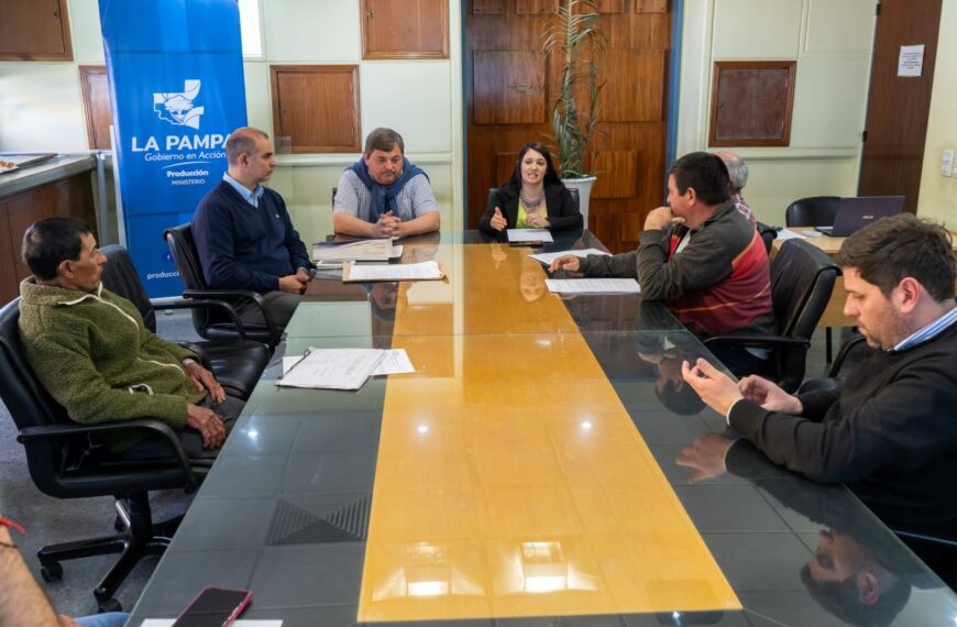 Concluyó la entrega de créditos para pequeños productores no bancarizados