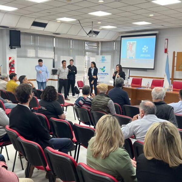 Reunión de trabajo con Empresas del Parque Industrial de Santa Rosa