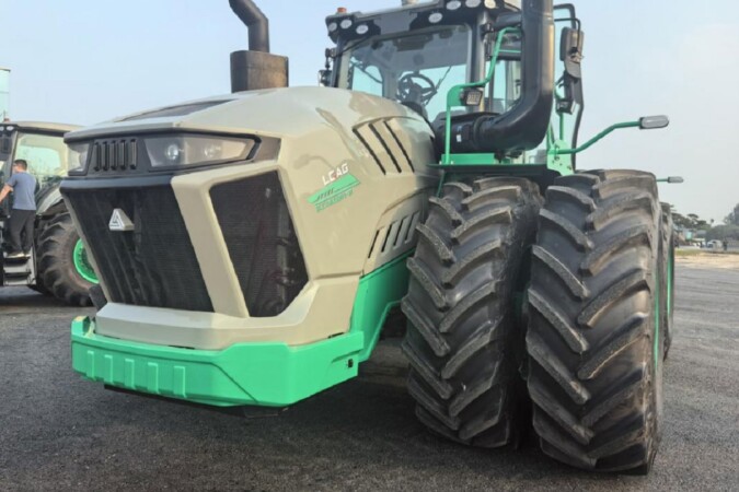 China inventó el tractor híbrido más potente del mundo