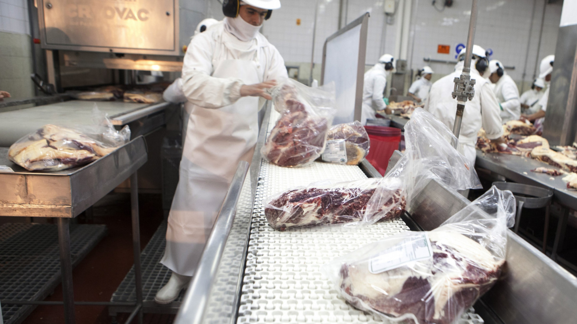 Las exportaciones de carne vacuna caen a su nivel más bajo en tres años, pero los precios muestran una mejora significativa